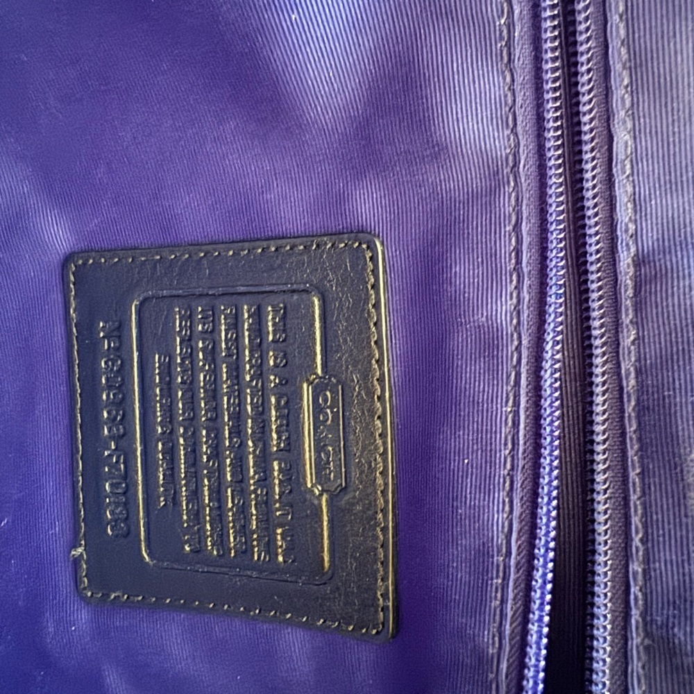 Coach Large Signature Voyager Messenger Bag - Picture 3 of 6
